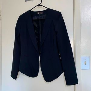 Black butterfly backed blazer